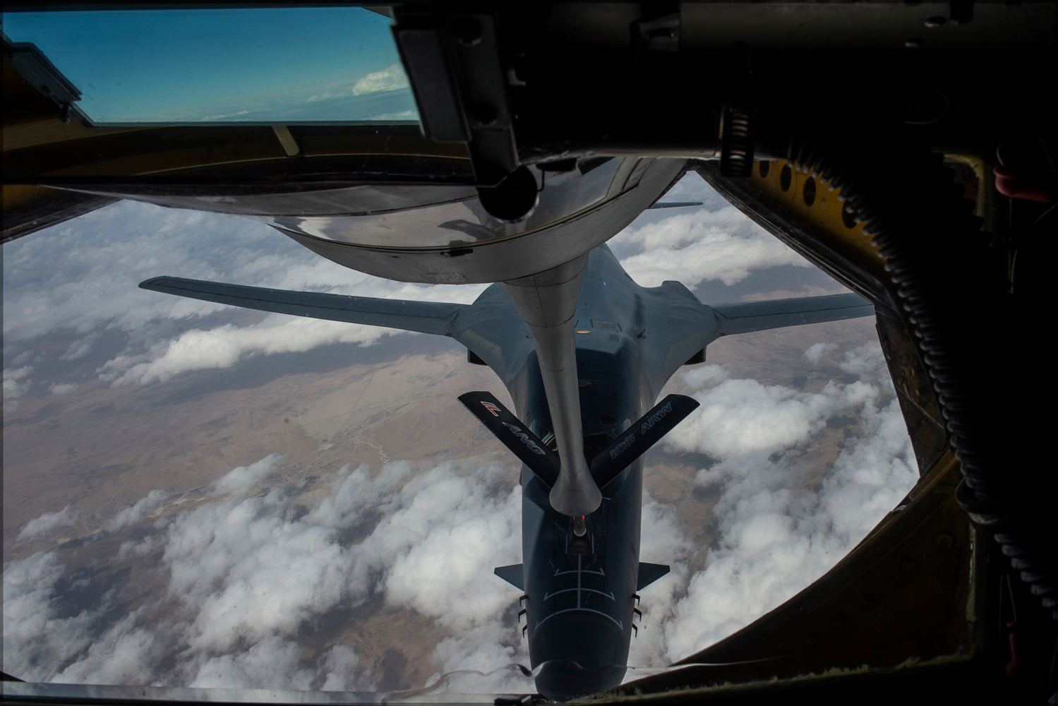 24"x36" Gallery Poster, 34th EBS B 1B refuels over Syria 150210 F MG591 165
