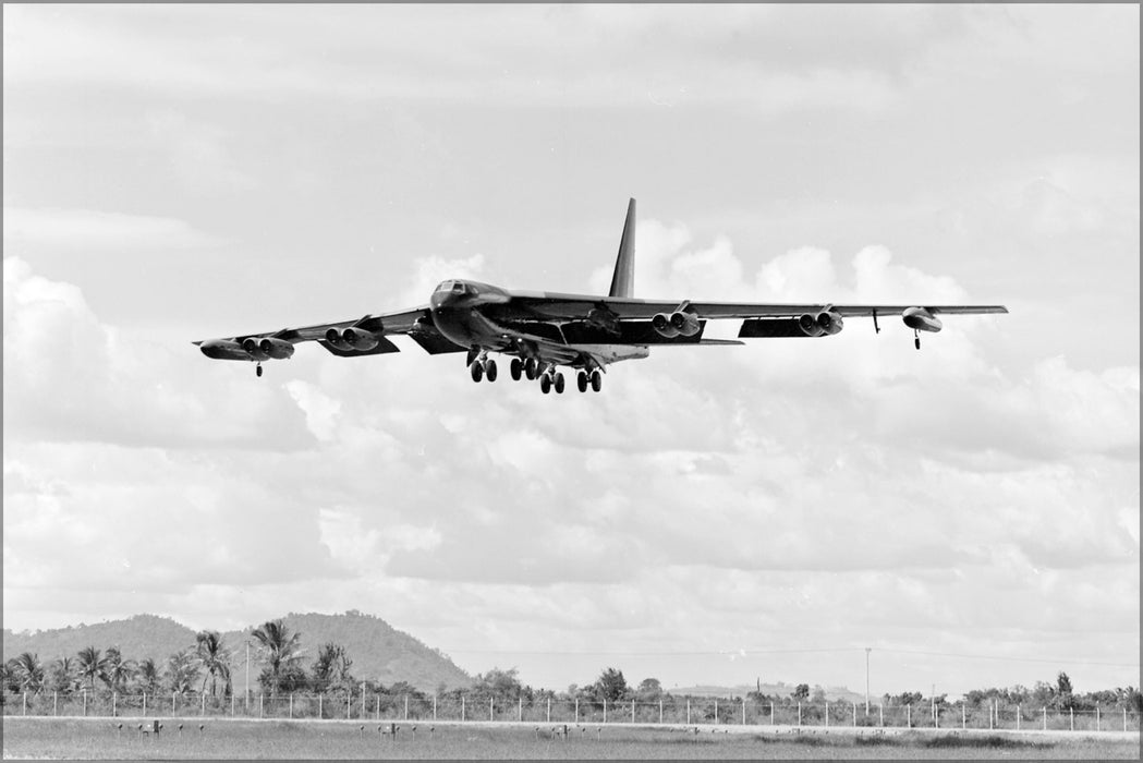 24"x36" Gallery Poster, Air Force Boeing B-52D Stratofortress bomber U-Tapao 1972