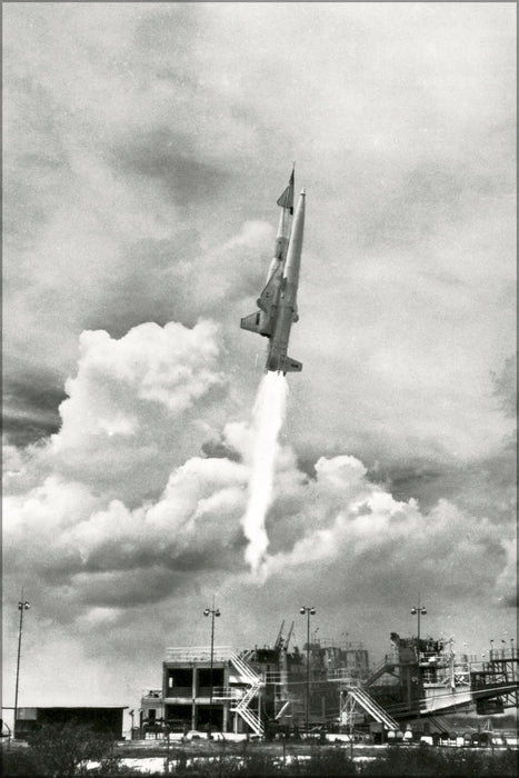 24"x36" Gallery Poster, Air Force cruise missile Navaho based on v-2 flying bomb 1957
