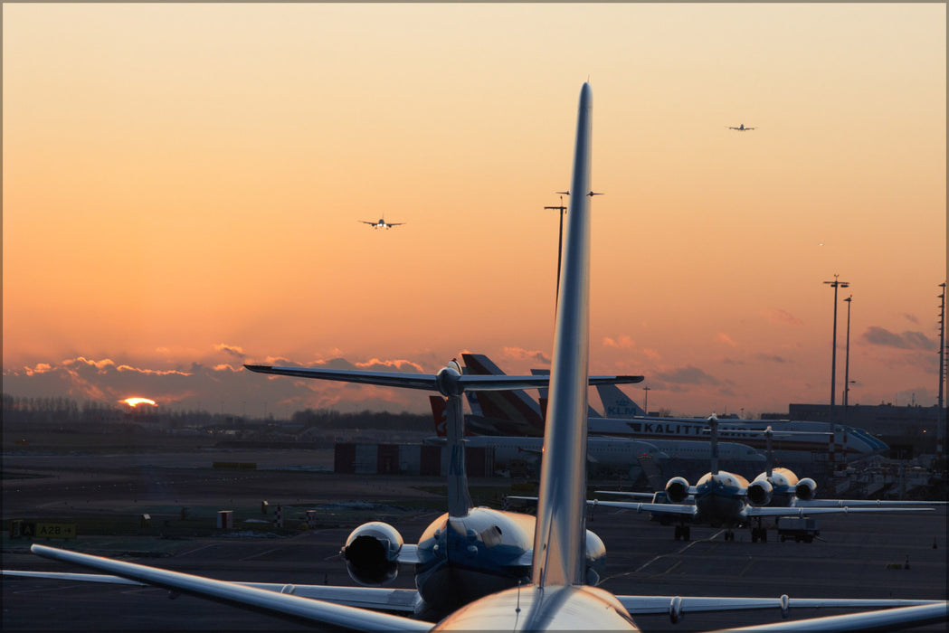 24"x36" Gallery Poster, Airplanes inbound to Schiphol runway 06 during sundown