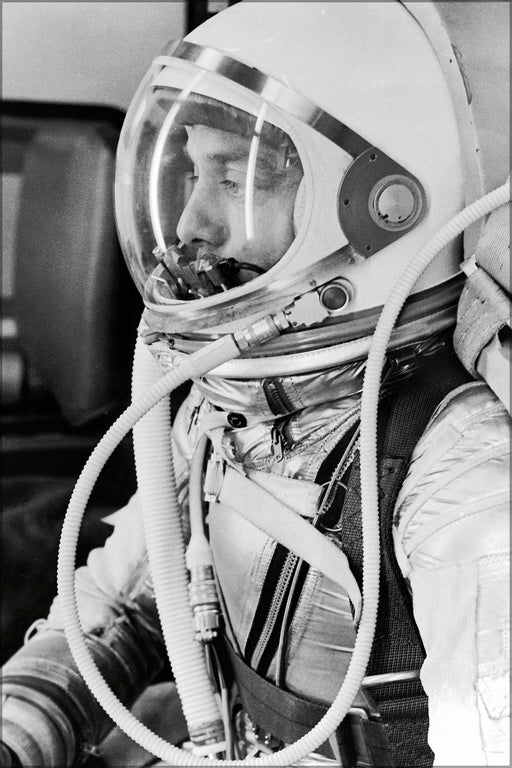 24"x36" Gallery Poster, Alan Shepard in Space Suit before Mercury Launch GPN 2000 001023