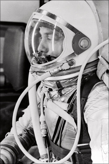 24"x36" Gallery Poster, Alan Shepard in Space Suit before Mercury Launch GPN 2000 001023