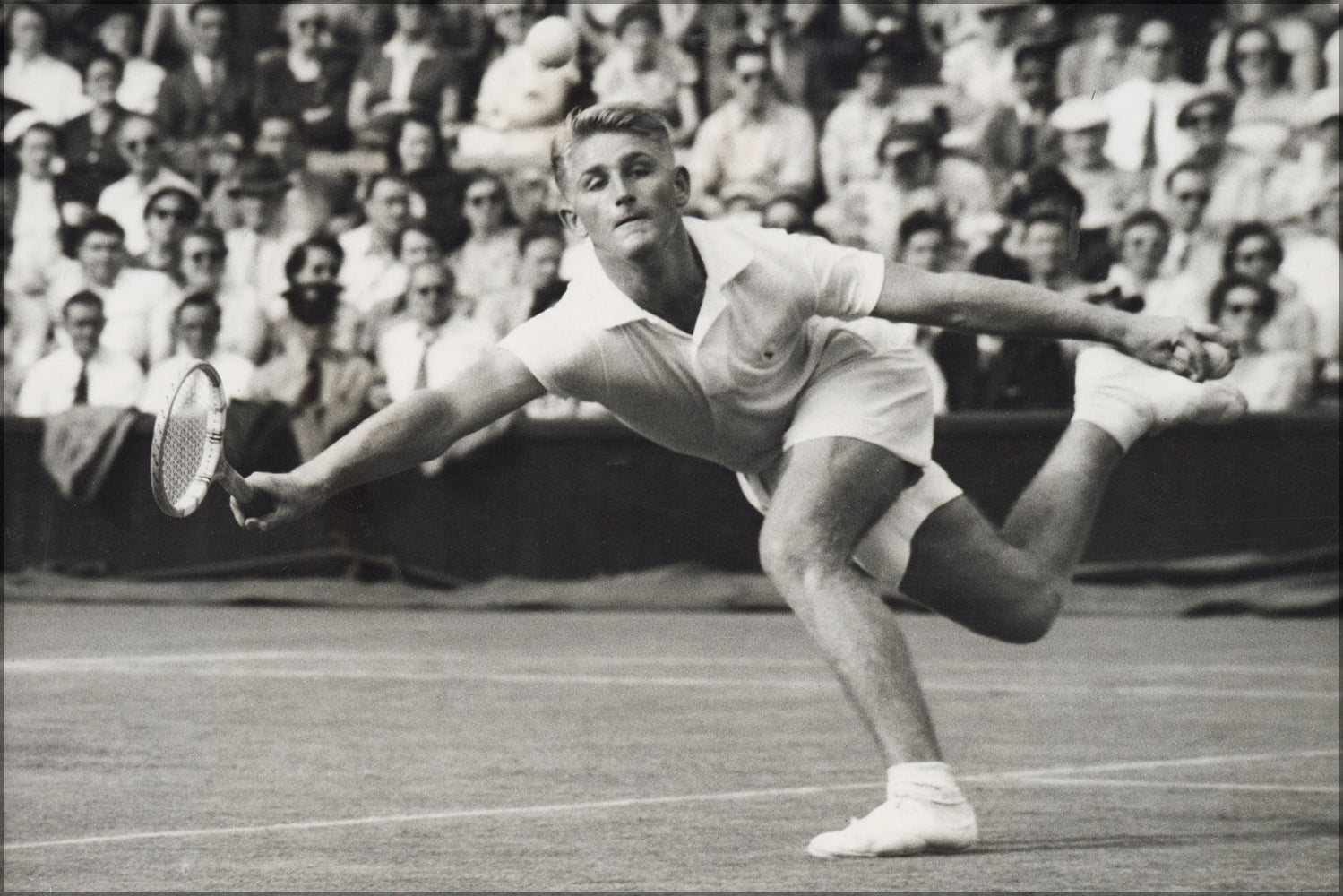 24"x36" Gallery Poster, Australian tennis player Lew Hoad in London in 1953