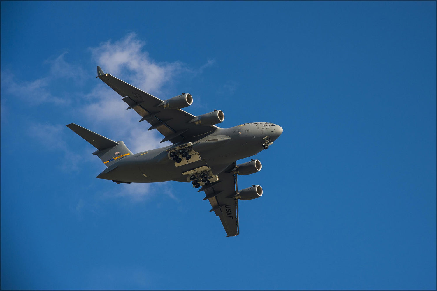 24"x36" Gallery Poster, C-17 Globemaster III from below