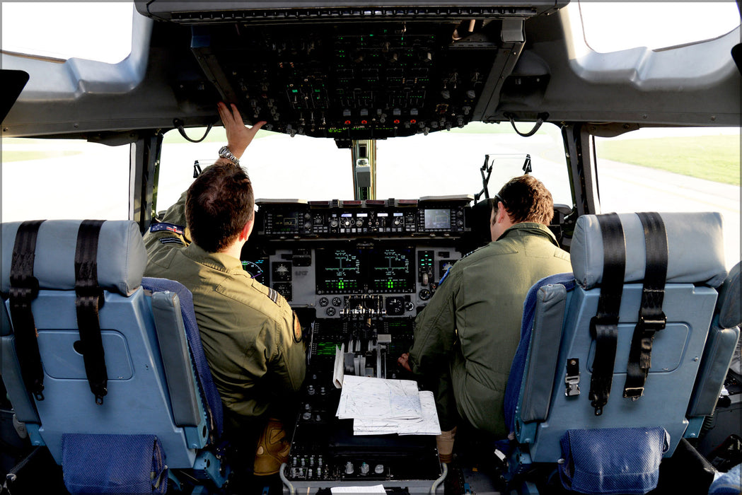 24"x36" Gallery Poster, C-17 globemaster iii cockpit p3