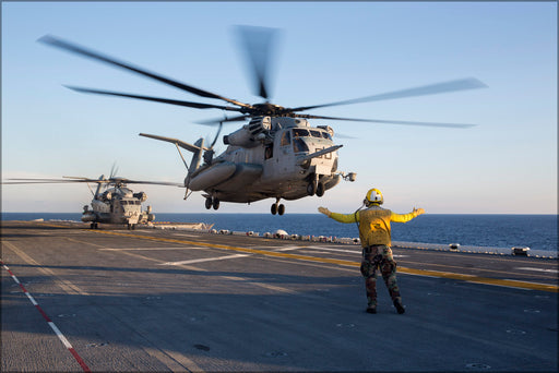 24"x36" Gallery Poster, CH-53E Super Stallion helicopter USS Kearsarge (LHD 3)