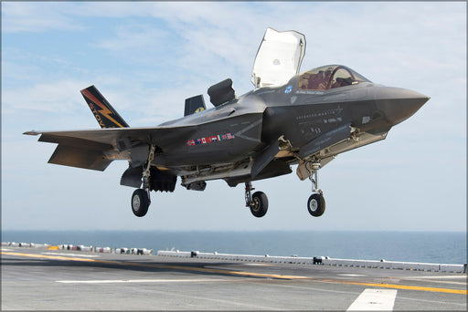 24"x36" Gallery Poster, F-35B Lightning II f-35 lands aboard USS Wasp (LHD 1)