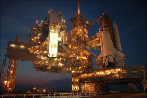 24"x36" Gallery Poster, Space Shuttle Discovery on launch pad sts-121