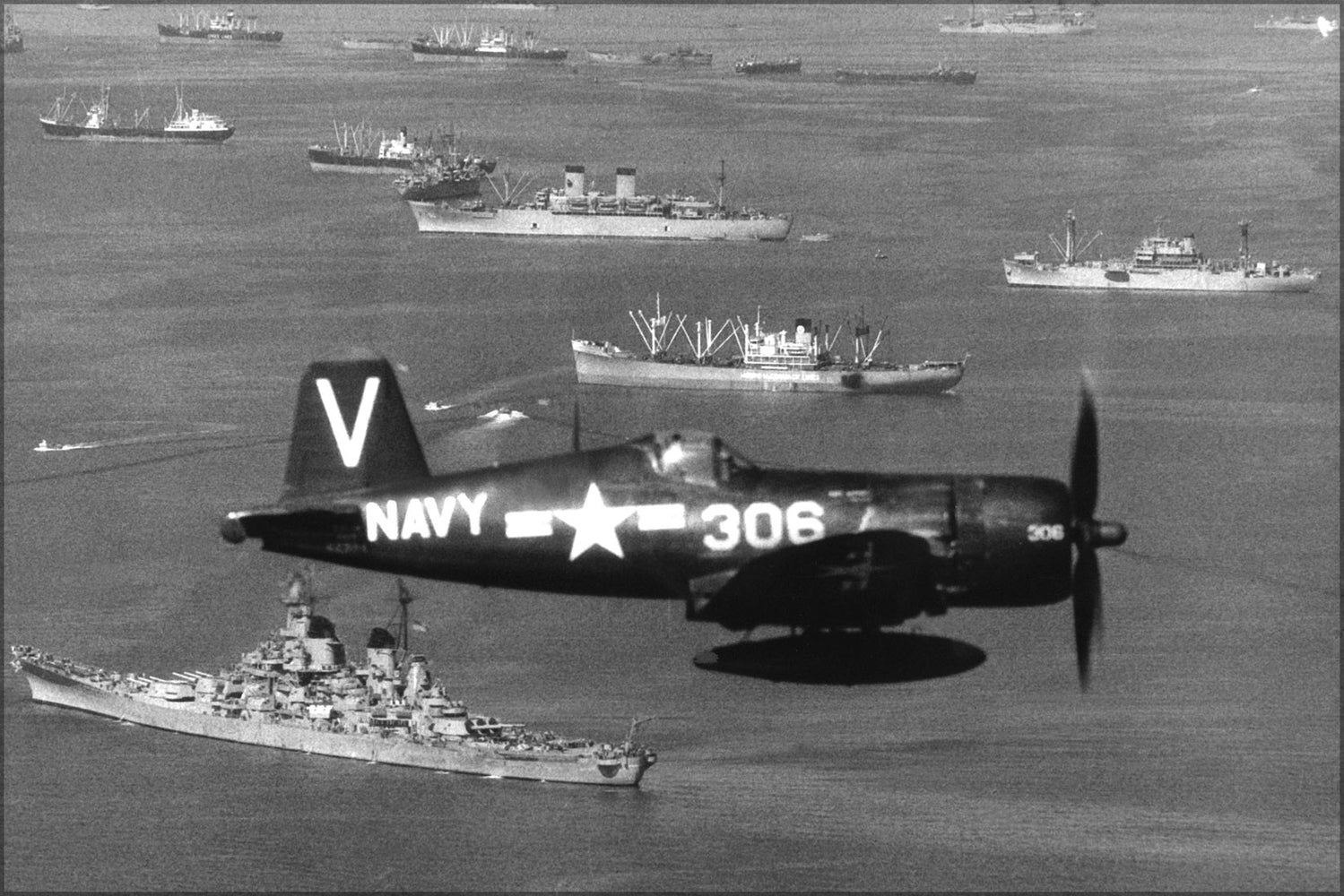 24"x36" Gallery Poster, Vought F4U-4B f4u Corsair of fighter squadron VF-113 Stingers flies over U.S. ships at Inchon, Korea, on 15 Sep 1950