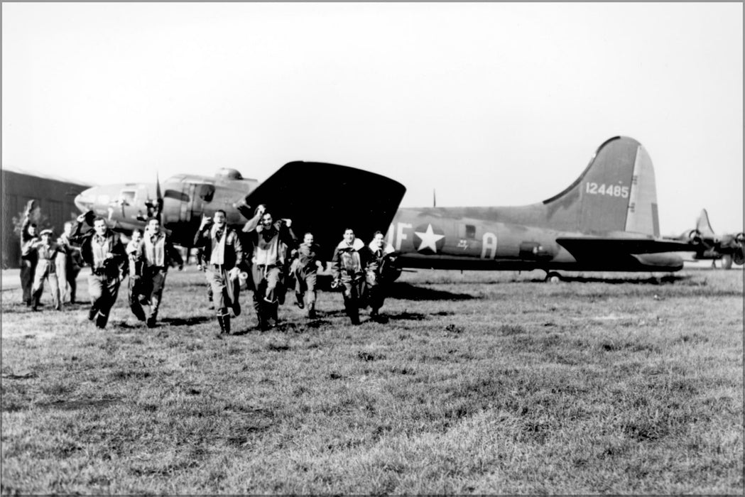 24"x36" Gallery Poster, crew of the Memphis Belle b-17 flying fortress back from its 25th operational mission