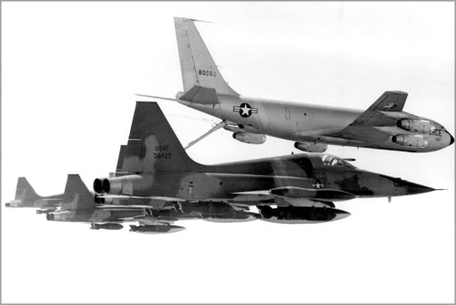 Poster, Many Sizes Available; F-5C Freedom Fighters F-5 Refueling Kc-135A Stratotanker 1965