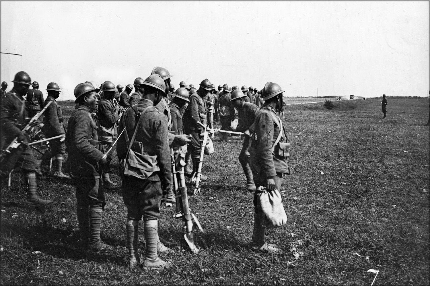 Poster, Many Sizes Available; African American Troops Camp In France. Machine Gun Instruction. Nara 533600