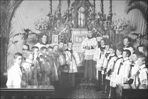 Poster, Many Sizes Available; Altar Boys And Priests Standing In Front Of The Plaza Church Altar, Los Angeles, November 20, 1900 (-2037)