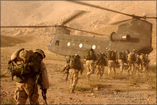 Poster, Many Sizes Available; Ch-47 Chinook Helicopter Loads 10Th Mountain Division Afghanistan