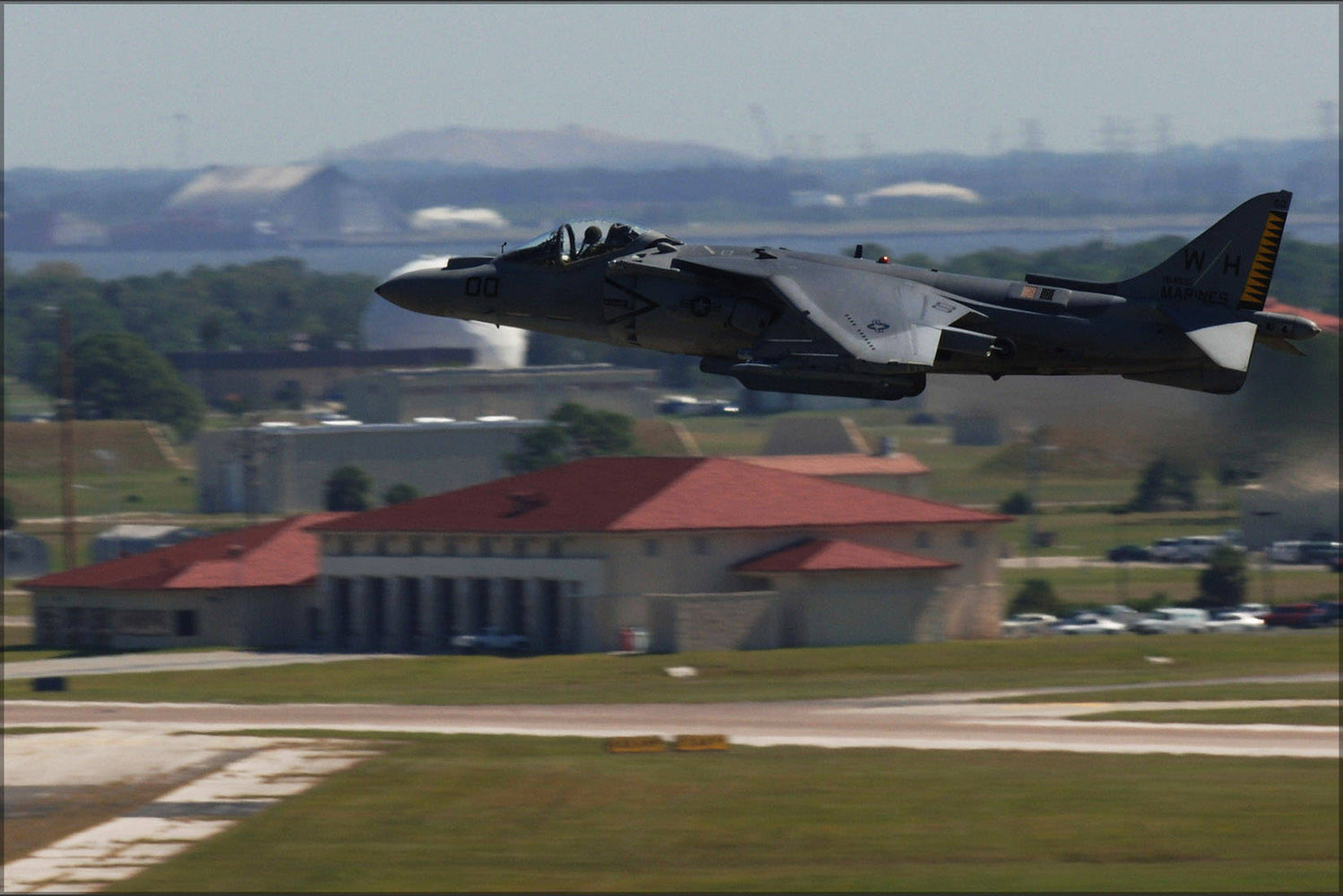 Poster, Many Sizes Available; Av-8B Harrier Ii Vma-542 Tigers Macdill Air Force Base