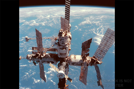 Poster, Many Sizes Available; Mir Space Station