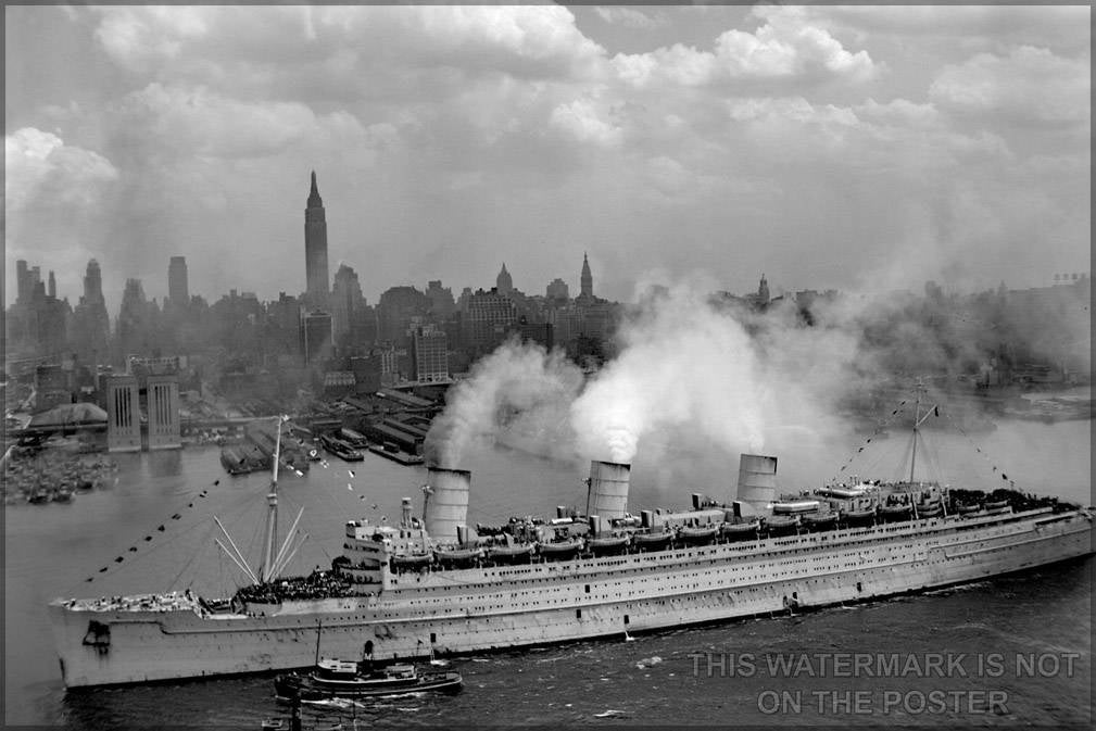 Poster, Many Sizes Available; Rms Queen Mary Arrives In New York Harbour, 20 June 1945, With Thousands Of U.S. Troops From Europe