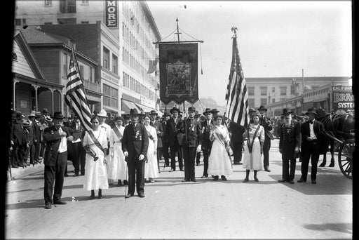 Poster, Many Sizes Available; Civil War Musicians In A Memorial Day Parade In Los Angeles, Ca.1915 (Chs-14141)