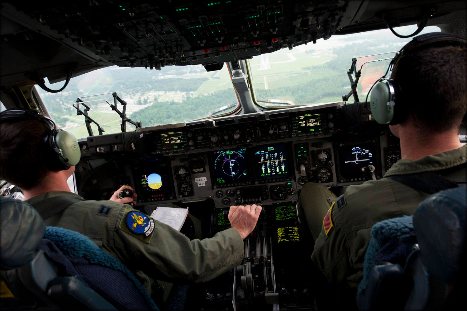 Poster, Many Sizes Available; C-17A Globemaster Iii Aircraft Cockpit P2