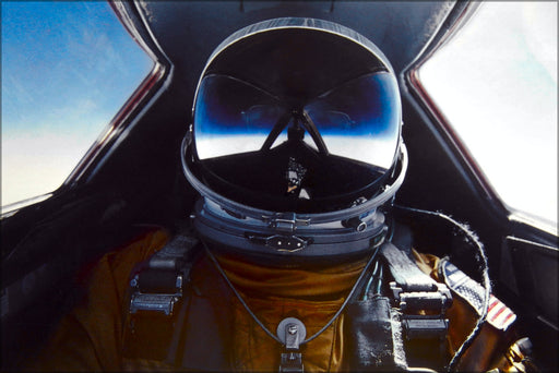 24"x36" Gallery Poster, pilot in cockpit of the SR-71 Blackbird 05_19